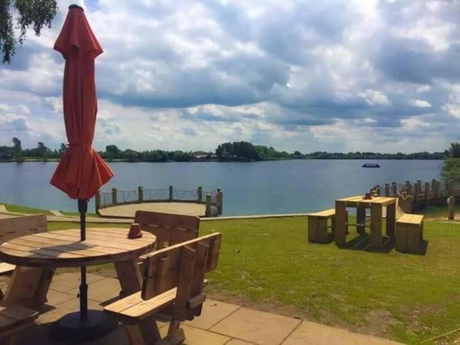 The Salsa Attractive Accomodation At Tattershall Lakes Eksteriør bilde